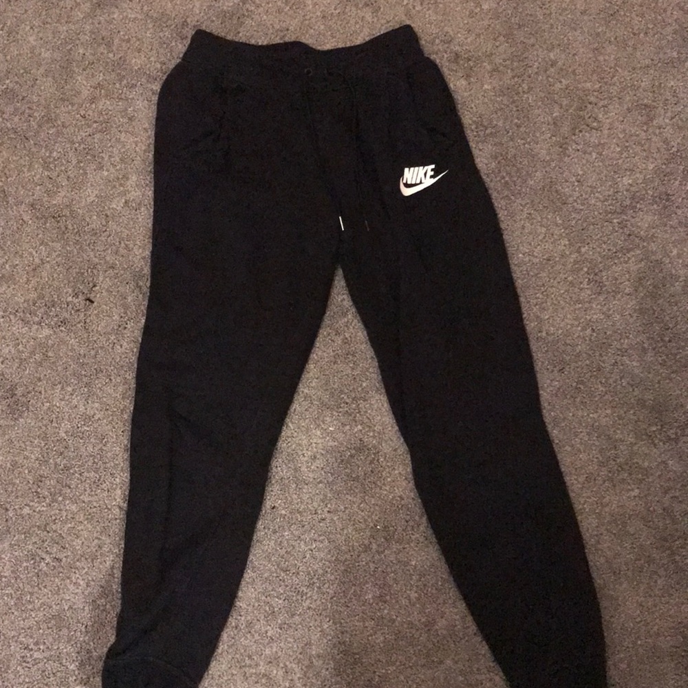 Nike joggers